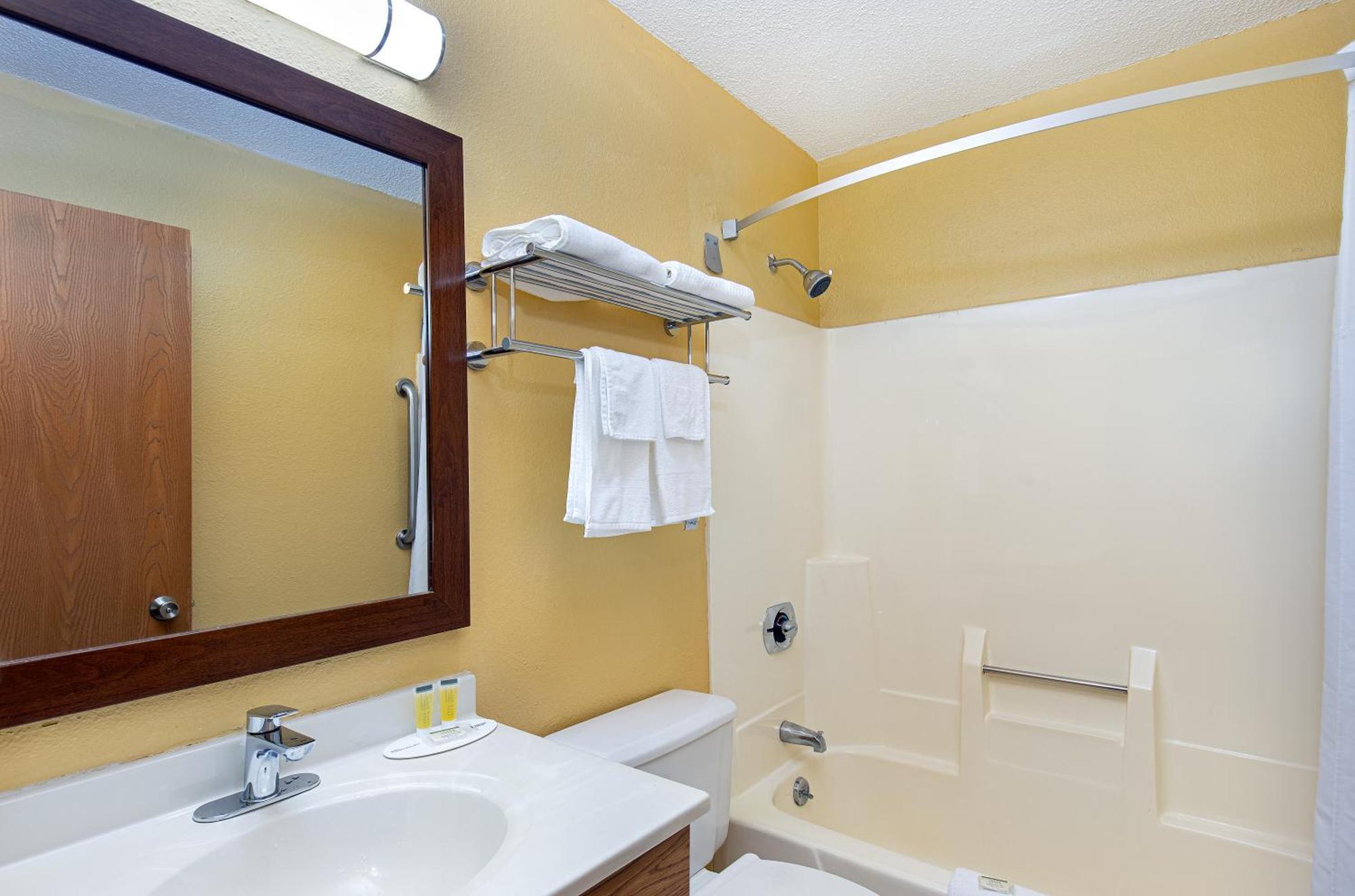 Hotel Super 8 By Wyndham Somerset
